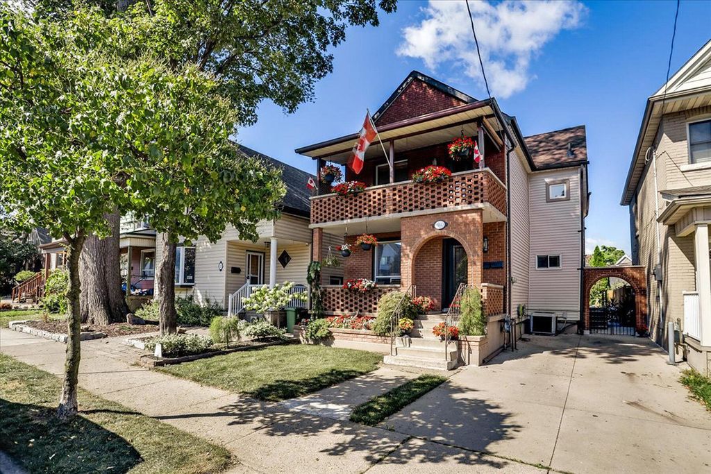 Luxuri Ses Duplex Schlafzimmer Zu Verkaufen In Hamilton Kanada