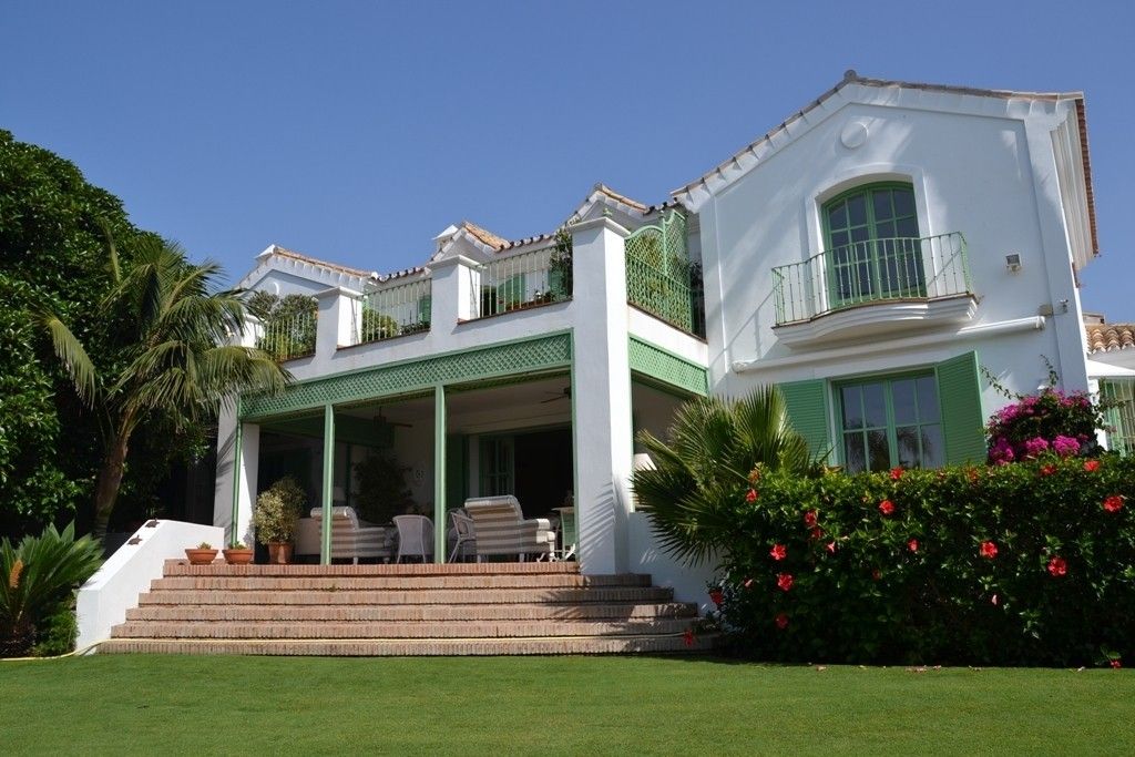 Villa Chalet De M En Venta En Marbella Andaluc A