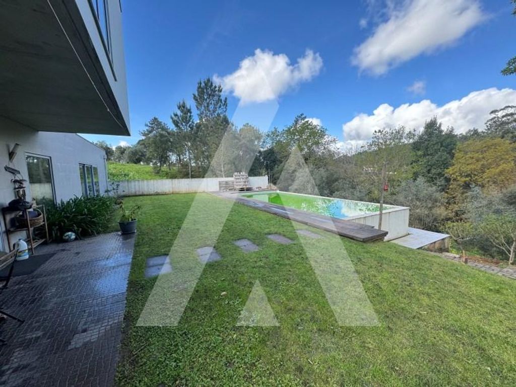 Casa de prestígio à venda Coimbra 130001277 LuxuryEstate