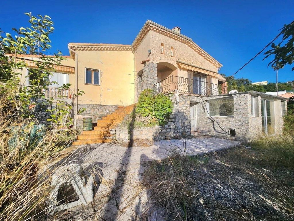 Maison de luxe en vente à Vallauris France 129803951 LuxuryEstate