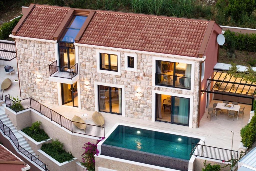 Luxuriöse 3 Schlafzimmer Villa zu verkaufen in Dubrovnik Kroatien