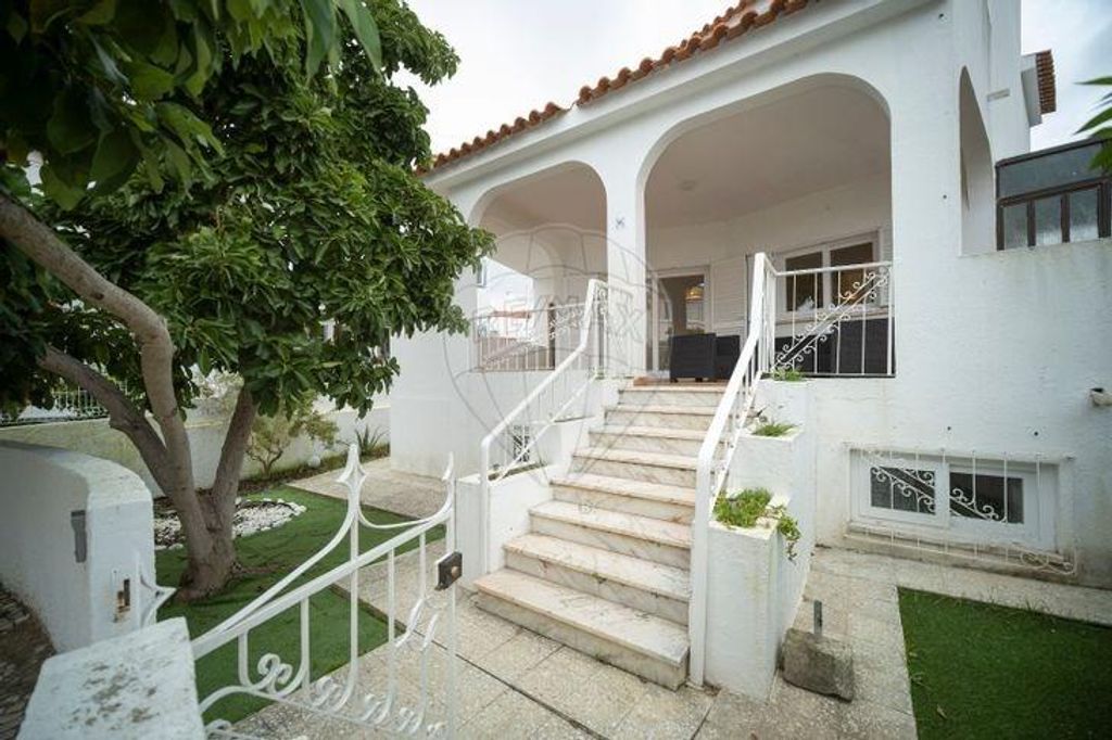 Villa Chalet De M En Venta En Portim O Portugal