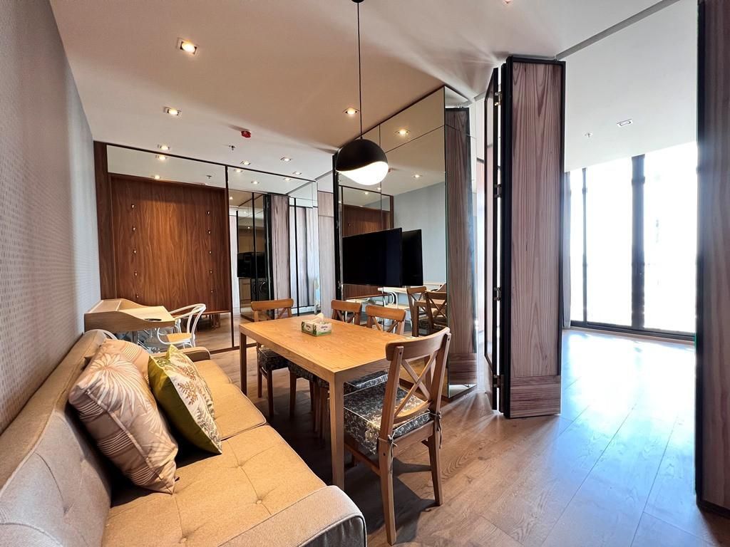 Luxus Apartment Mit 2 Schlafzimmer Zu Verkaufen In Bangkok 128777179