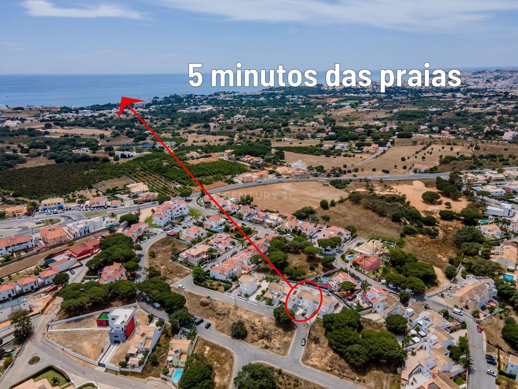 Luxus Haus mit 4 Zimmern zu verkaufen in Albufeira e Olhos de Água