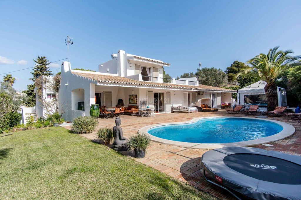 Maison De Chambres De Luxe En Vente Albufeira E Olhos De Gua