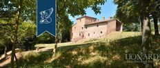 Casale in vendita a Urbino Marche Pesaro e Urbino