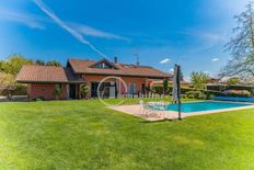 Villa in vendita a Agrate Conturbia Piemonte Novara