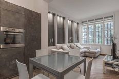 Prestigioso appartamento di 120 m² in vendita Via Giovan Battista Melloni, Bologna, Emilia-Romagna