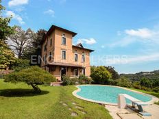 Villa di 480 mq in vendita Via Guido d\'Arezzo, Varese, Lombardia