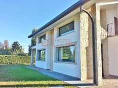 Prestigiosa villa di 423 mq in vendita Via Prealpi, Casatenovo, Lombardia