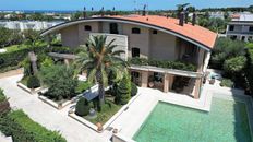 Villa di 1000 mq in vendita Via Capirro I, 23, Trani, Barletta - Andria - Trani, Puglia
