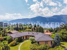 Villa in vendita a Porto Valtravaglia Lombardia Varese
