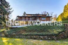 Villa in vendita a Venegono Superiore Lombardia Varese