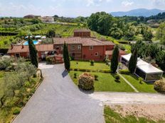 Casale in vendita a Montecarlo Toscana Lucca