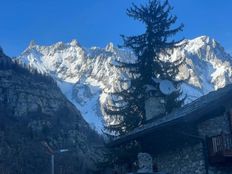Villa in vendita a Courmayeur Valle d’Aosta Aosta
