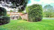 Prestigiosa villa di 450 mq in vendita, Lucca, Italia
