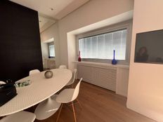 Prestigioso appartamento di 165 m² in affitto Via Montebello, 27, Milano, Lombardia