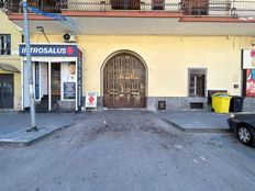 Palazzo in vendita a Giugliano in Campania Campania Napoli