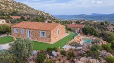 Prestigiosa villa di 200 mq in vendita, Via Monte Ladu, Porto Rotondo, Sardegna