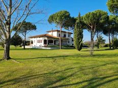 Prestigiosa villa di 394 mq in vendita, Pietrasanta, Toscana