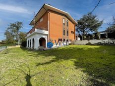Prestigiosa villa di 600 mq in vendita, Via Luigi Settembrini, Roma, Lazio