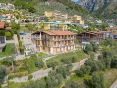 Villa in vendita a Limone sul Garda Lombardia Brescia