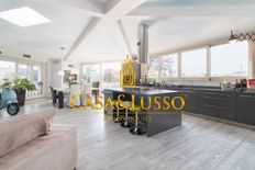 Prestigioso attico in vendita Via Davide Albertario, Milano, Lombardia