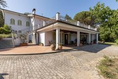Prestigiosa villa di 550 mq in vendita, Via di Sant\'Alessio, Lucca, Toscana