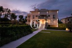 Appartamento in vendita a Desenzano del Garda Lombardia Brescia