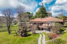 Villa in vendita a Angera Lombardia Varese