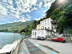 Esclusiva villa in vendita Faggeto Lario, Italia