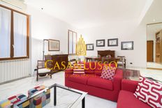 Prestigioso appartamento di 157 m² in vendita Milano, Lombardia