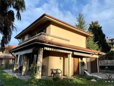 Esclusiva villa in vendita Galbiate, Lombardia