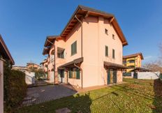 Villa in vendita a Lainate Lombardia Milano