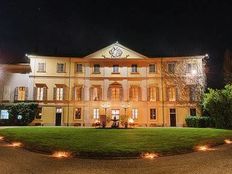 Prestigioso complesso residenziale in vendita Via Giuseppe Taverna, Piacenza, Emilia-Romagna