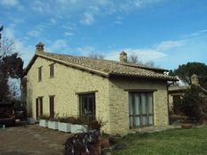 Prestigiosa villa di 2100 mq in vendita, Località Pietrauta, Montefalco, Perugia, Umbria