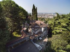 Prestigiosa villa di 600 mq in vendita, via Panoramica, Brescia, Lombardia