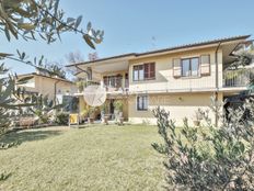 Villa di 180 mq in vendita Soiano del Lago, Italia