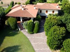 Villa in vendita a Corte Franca Lombardia Brescia