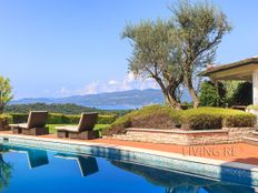 Prestigiosa villa di 500 mq in vendita Brebbia, Lombardia