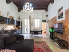 Prestigioso appartamento di 120 mq in vendita Firenze, Italia