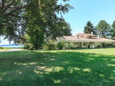 Esclusiva villa di 486 mq in vendita Besozzo, Lombardia