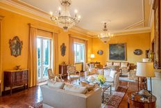 Prestigiosa villa di 800 mq in vendita, Napoli, Campania