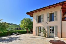 Villa in vendita a Calosso Piemonte Asti