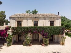 Prestigiosa villa in vendita Scicli, Sicilia