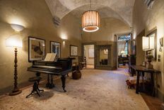 Prestigioso appartamento di 400 m² in affitto Firenze, Italia