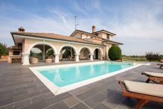 Villa in vendita a Gazzola Emilia-Romagna Piacenza