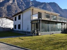 Prestigiosa casa di 328 mq in vendita Iragna, Svizzera