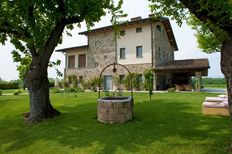 Villa in vendita a Peschiera del Garda Veneto Verona