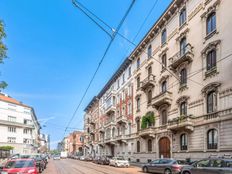 Appartamento di prestigio di 95 m² in vendita Milano, Lombardia